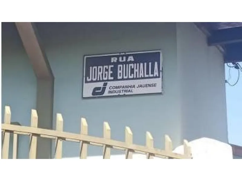 Prédio em Leilão Extrajudicial