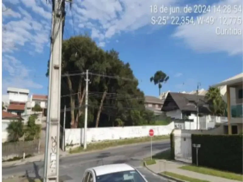 Terreno em leilão