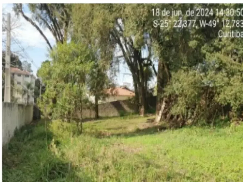 Terreno em leilão