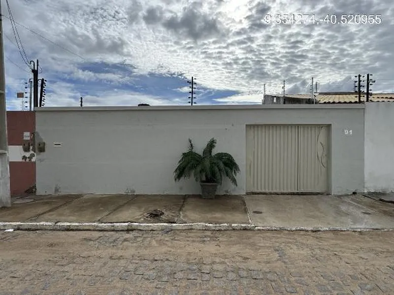 Casa em Leilão Extrajudicial