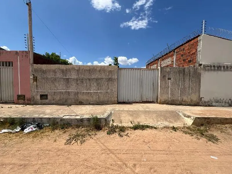 Casa em Licitação