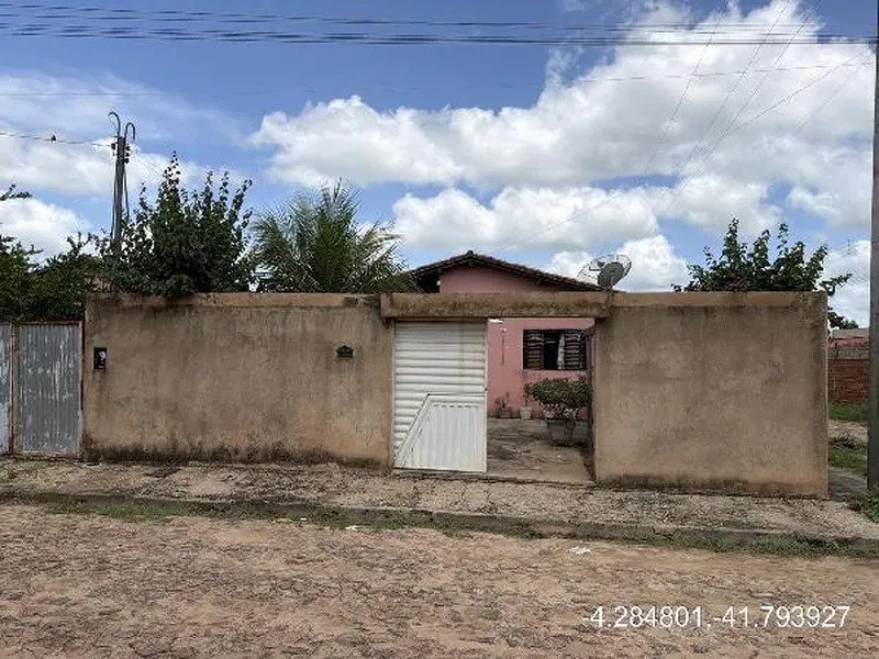 Casa em Leilão Extrajudicial