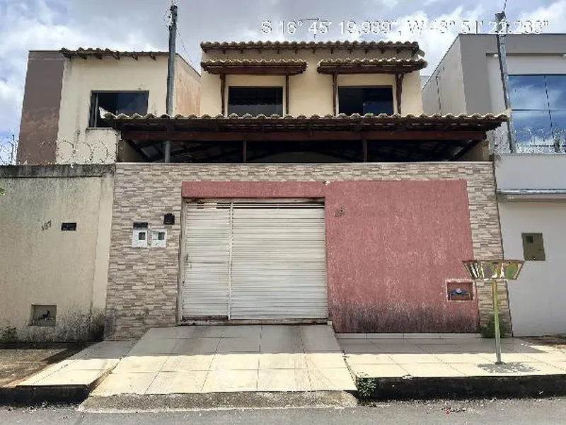 Casa em Leilão Extrajudicial