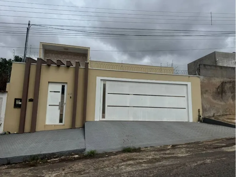 Casa em Leilão Extrajudicial