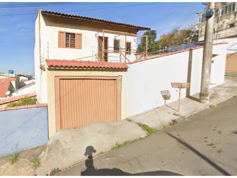 Casa em Leilão Extrajudicial