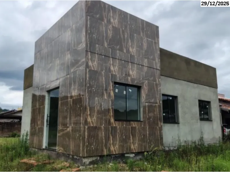 Casa em Leilão Extrajudicial