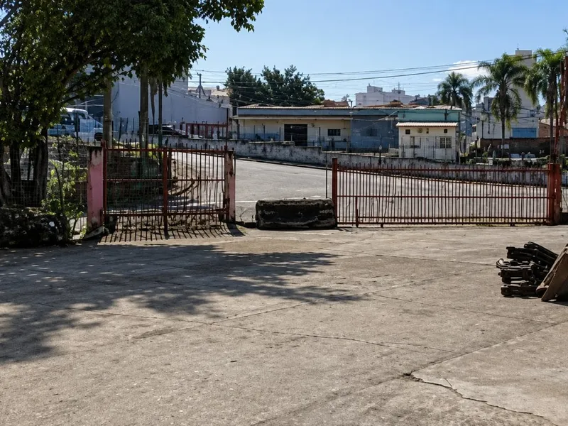 Terreno em leilão