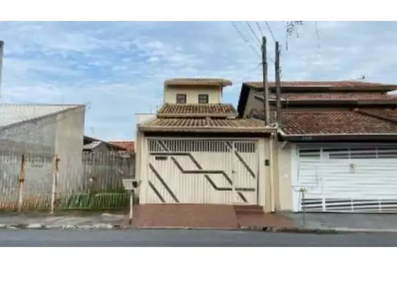 Casa em Leilão Extrajudicial
