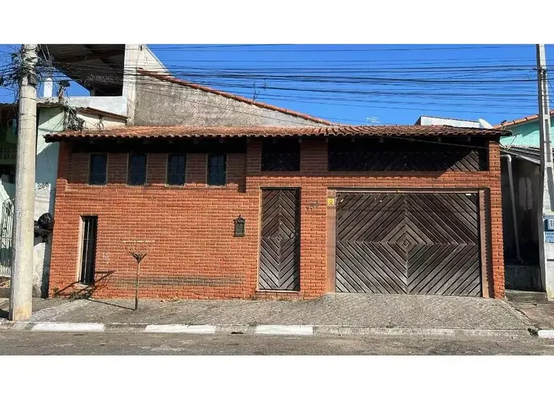 Casa em Leilão Extrajudicial