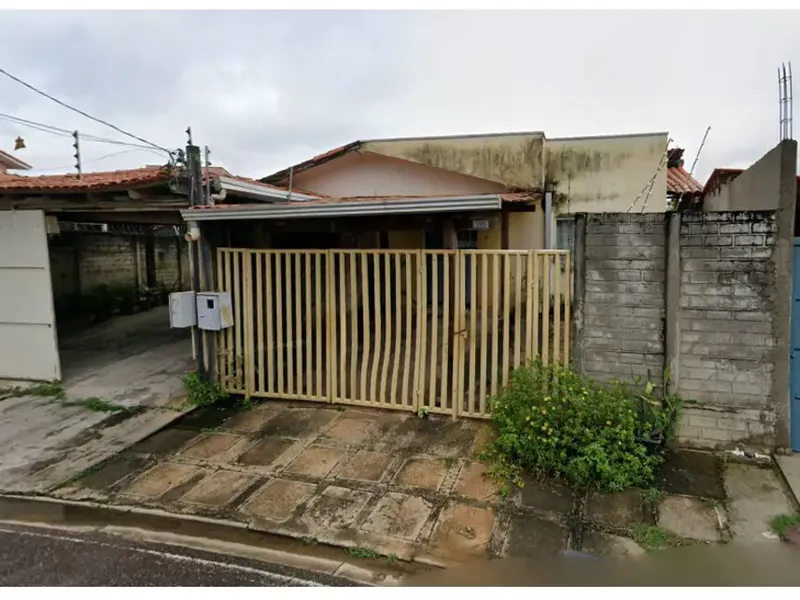Casa em Leilão Extrajudicial