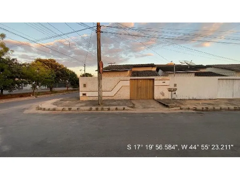Casa em Leilão Extrajudicial