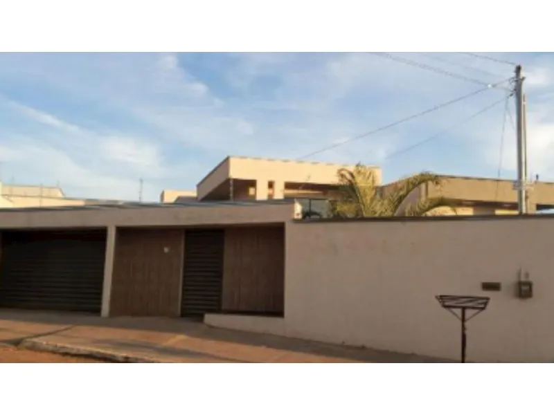 Casa em Leilão Extrajudicial