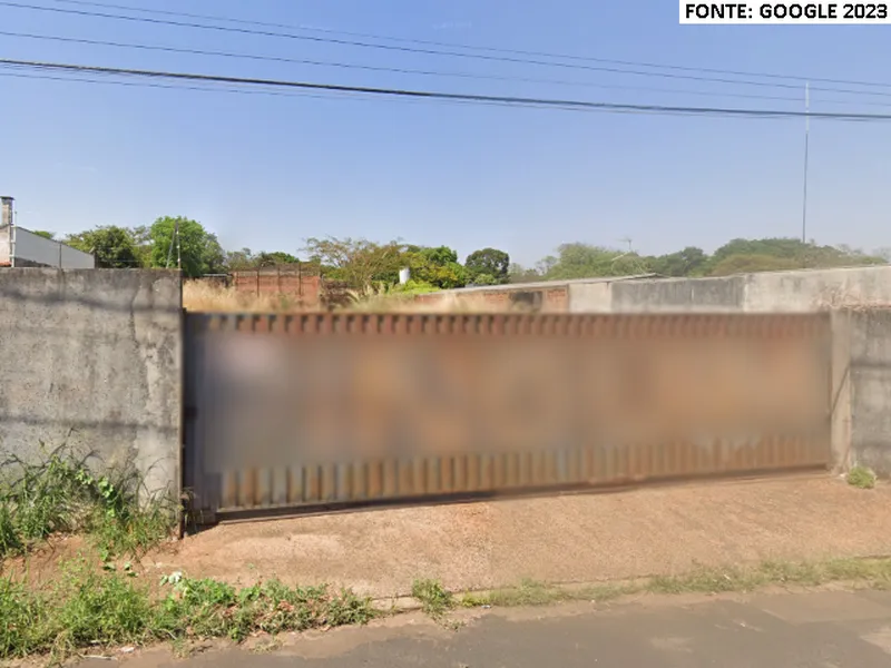 Terreno em leilão