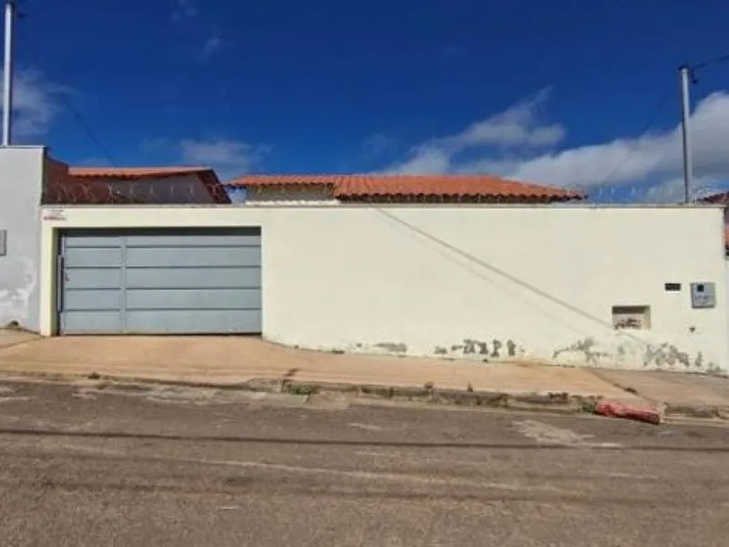 Casa em Leilão Extrajudicial