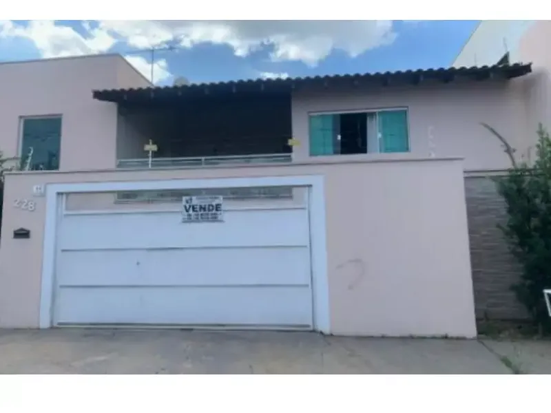 Casa em Leilão Extrajudicial