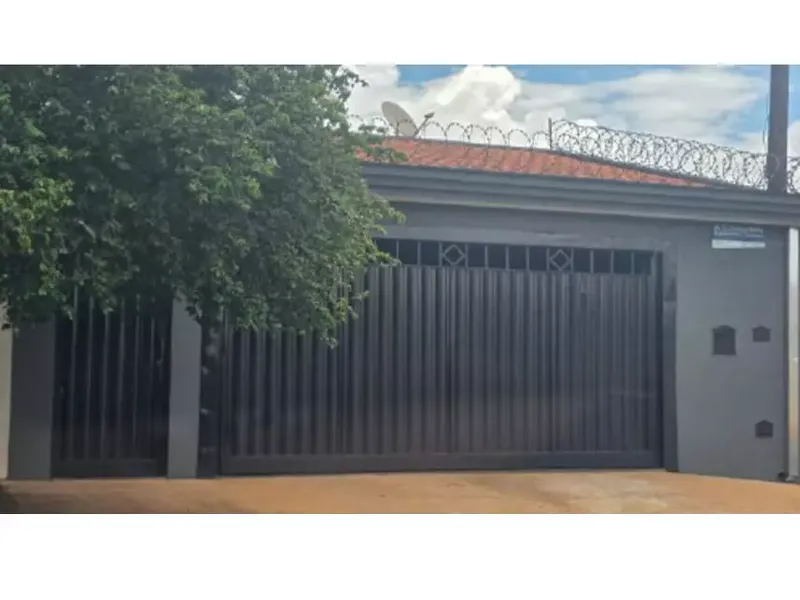 Casa em Leilão Extrajudicial