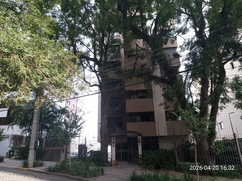 Outros em leilão