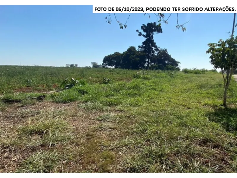 Terreno em leilão