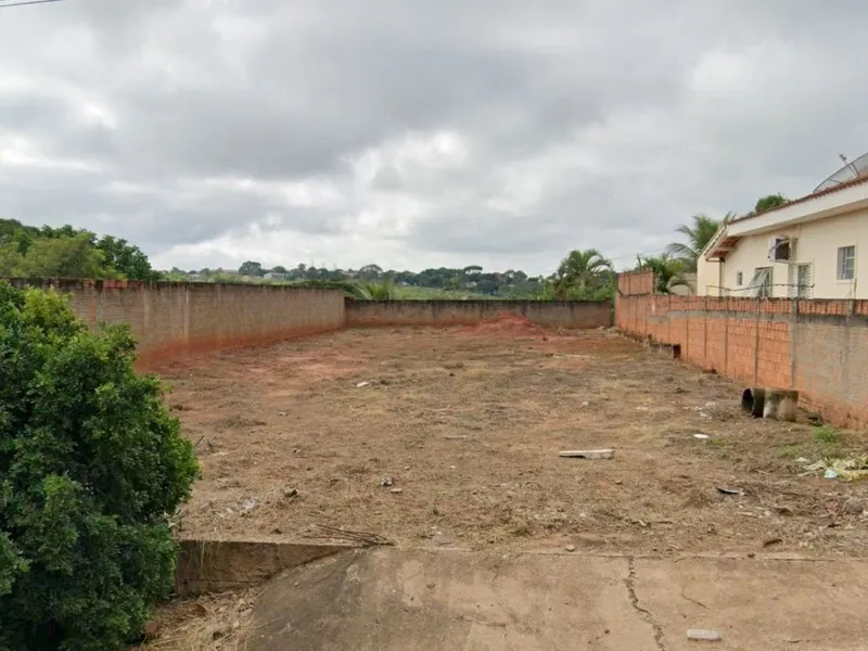 Terreno em leilão