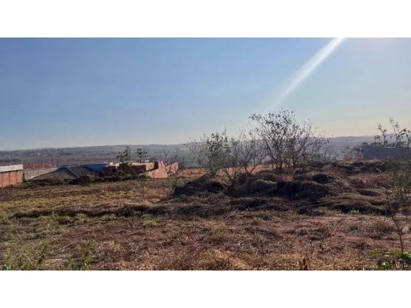 Terreno em leilão