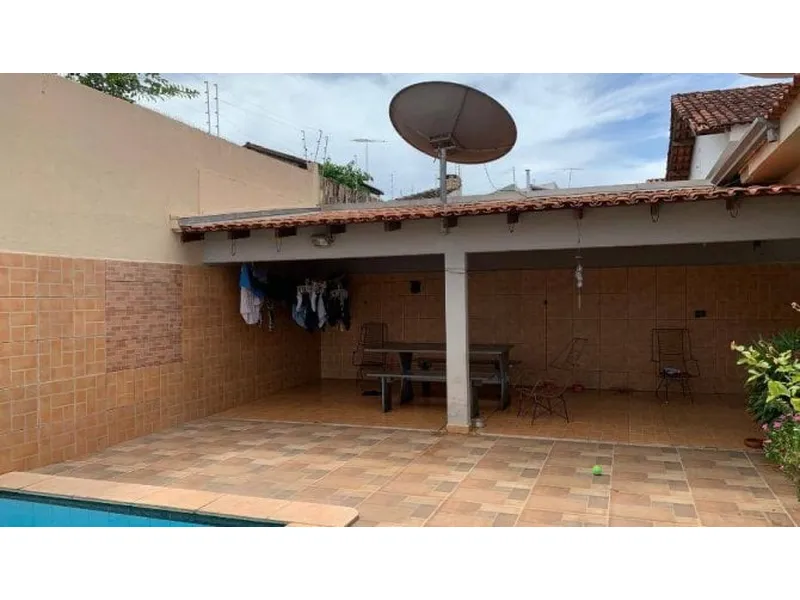 Casa em Leilão Extrajudicial