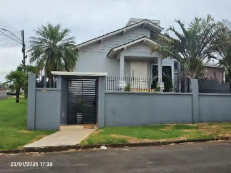 Casa em Leilão Extrajudicial