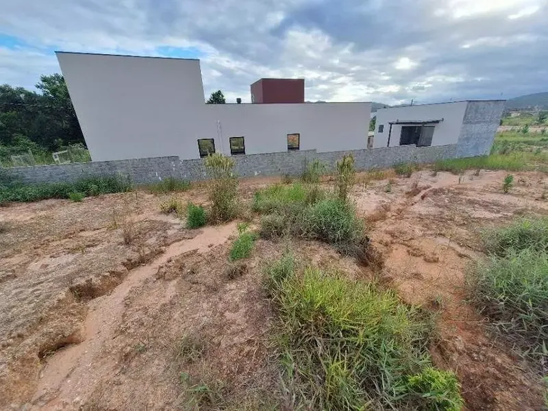 Terreno em leilão