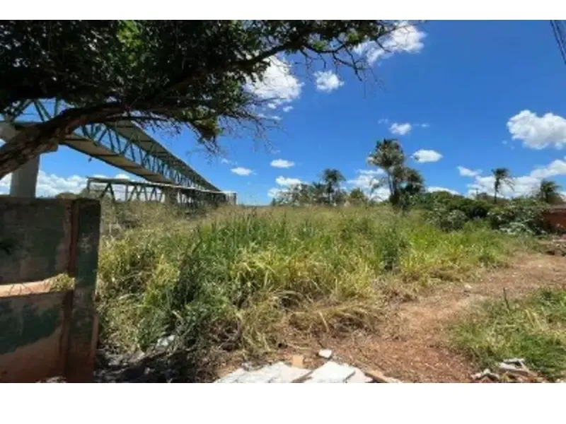Terreno em leilão