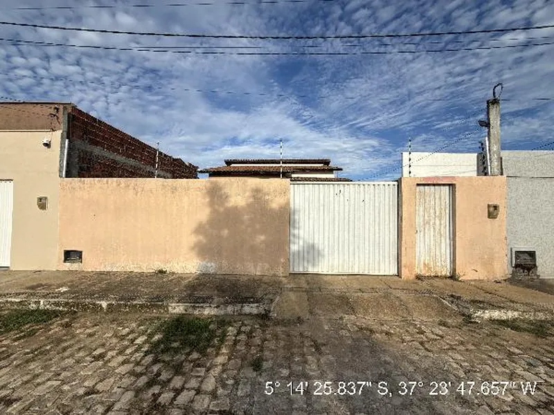 Casa em Leilão Extrajudicial