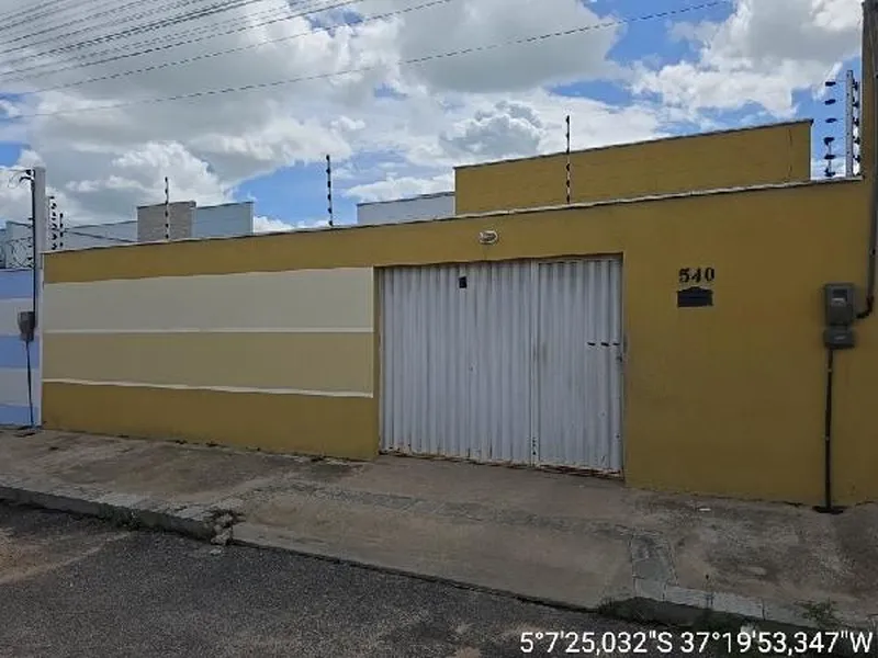 Casa em Leilão Extrajudicial