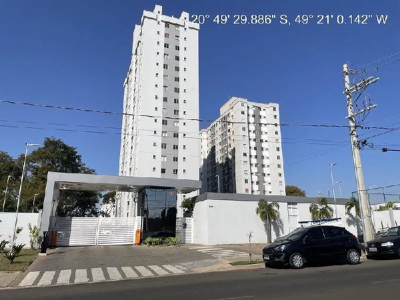 Apartamento em Licitação