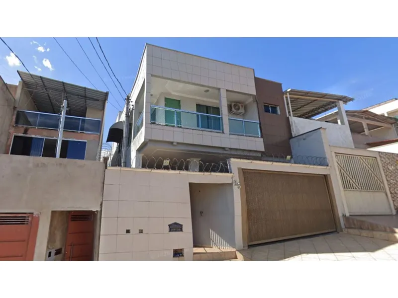 Casa em Leilão Extrajudicial