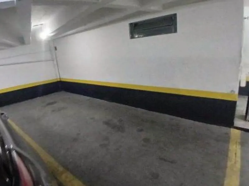 Outros em leilão