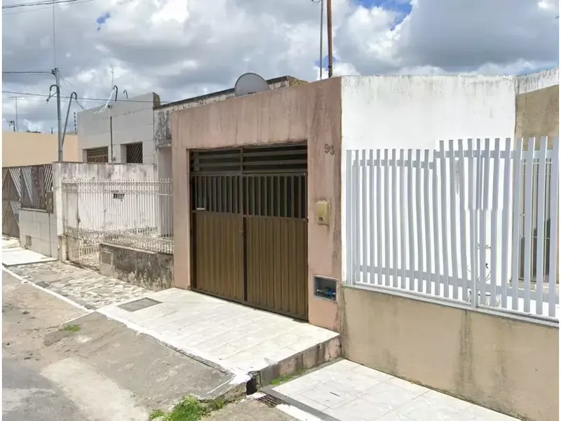 Casa em Leilão Extrajudicial