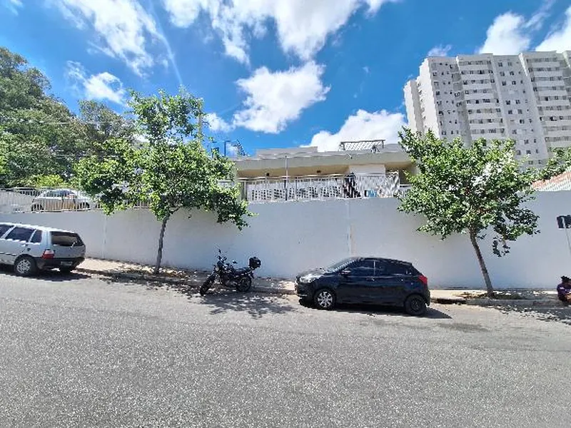 Apartamento em Licitação