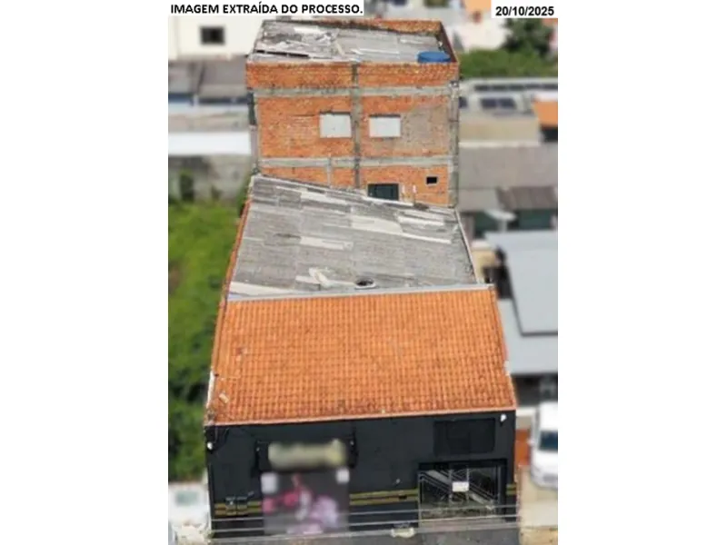 Terreno em leilão