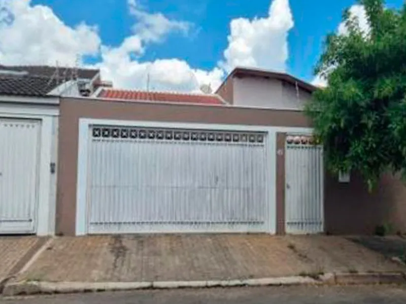 Casa em Leilão Extrajudicial