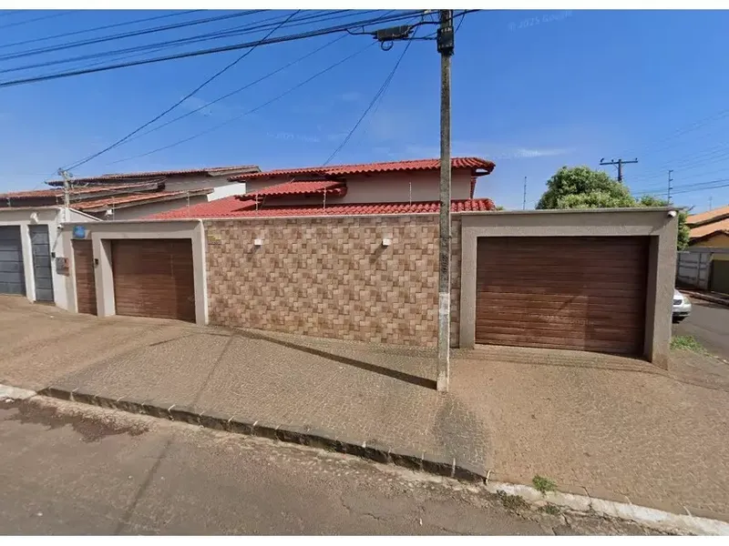 Casa em Leilão Extrajudicial