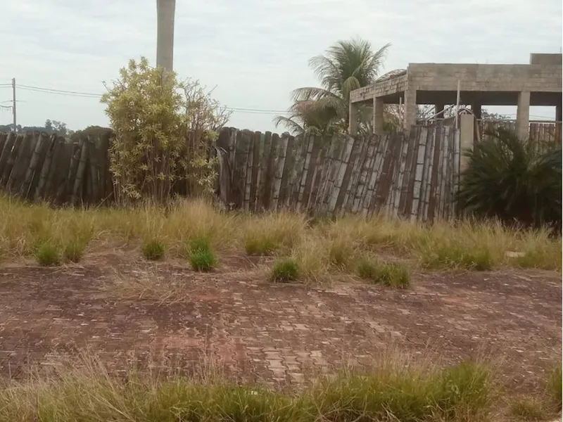 Terreno em leilão