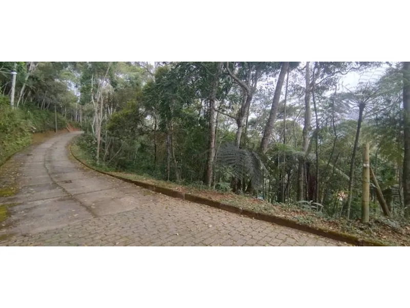 Terreno em leilão