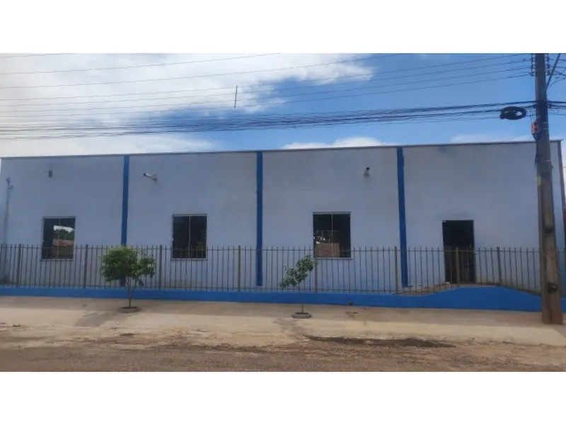 Outros em leilão