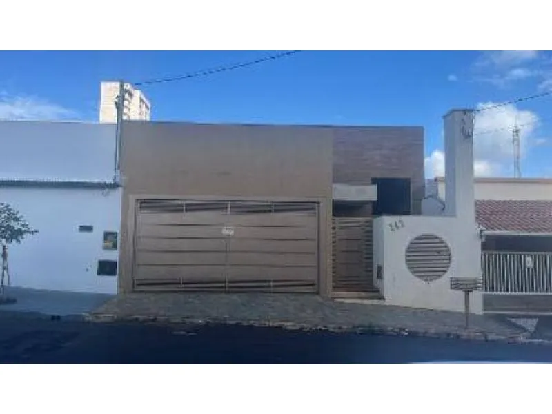 Casa em Leilão Extrajudicial