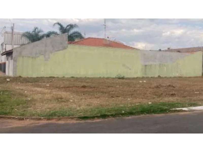 Terreno em leilão