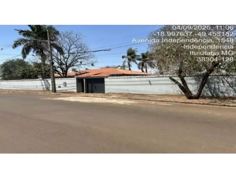 Casa em Leilão Extrajudicial
