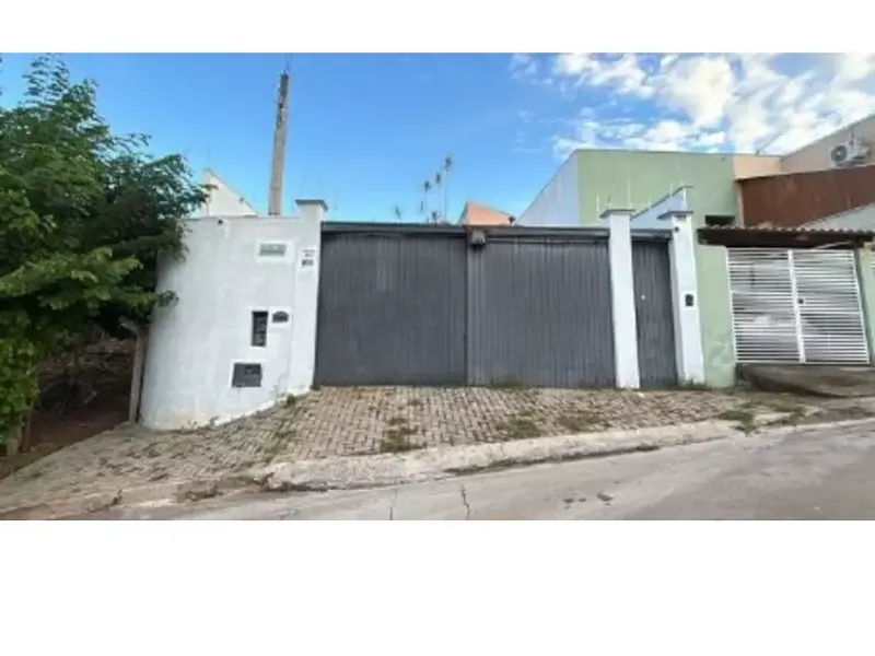 Casa em Leilão Extrajudicial