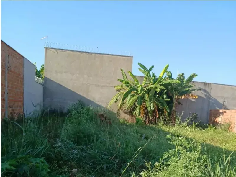 Terreno em leilão