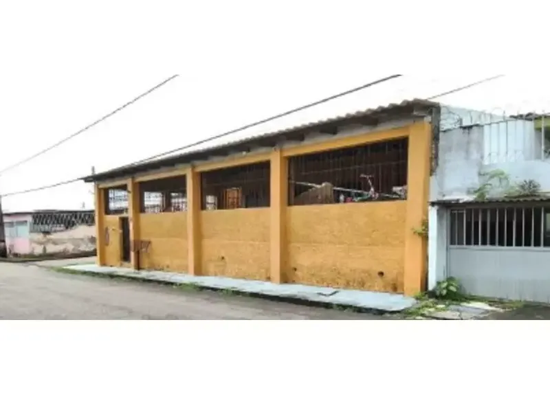 Casa em Leilão Extrajudicial