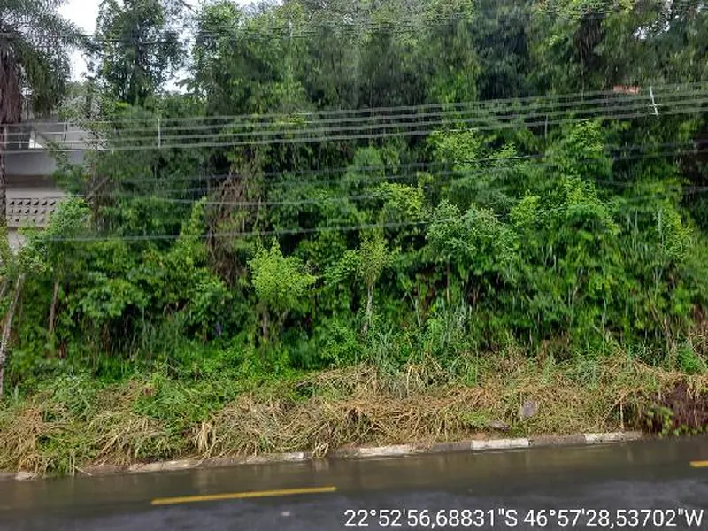 Terreno em Licitação
