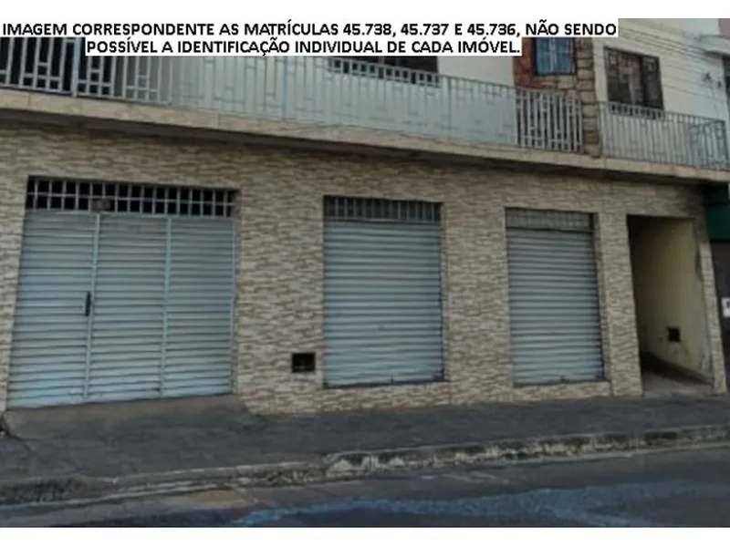 Comercial em leilão