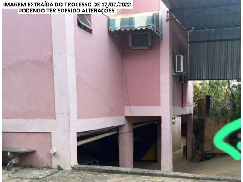 Outros em leilão